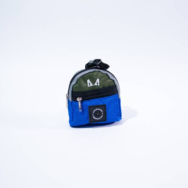 AkraCreations - Wholesale Pet Poop Bag Dispenser - Minipack – Dog Poop Bag Holder & Treat Pouch16