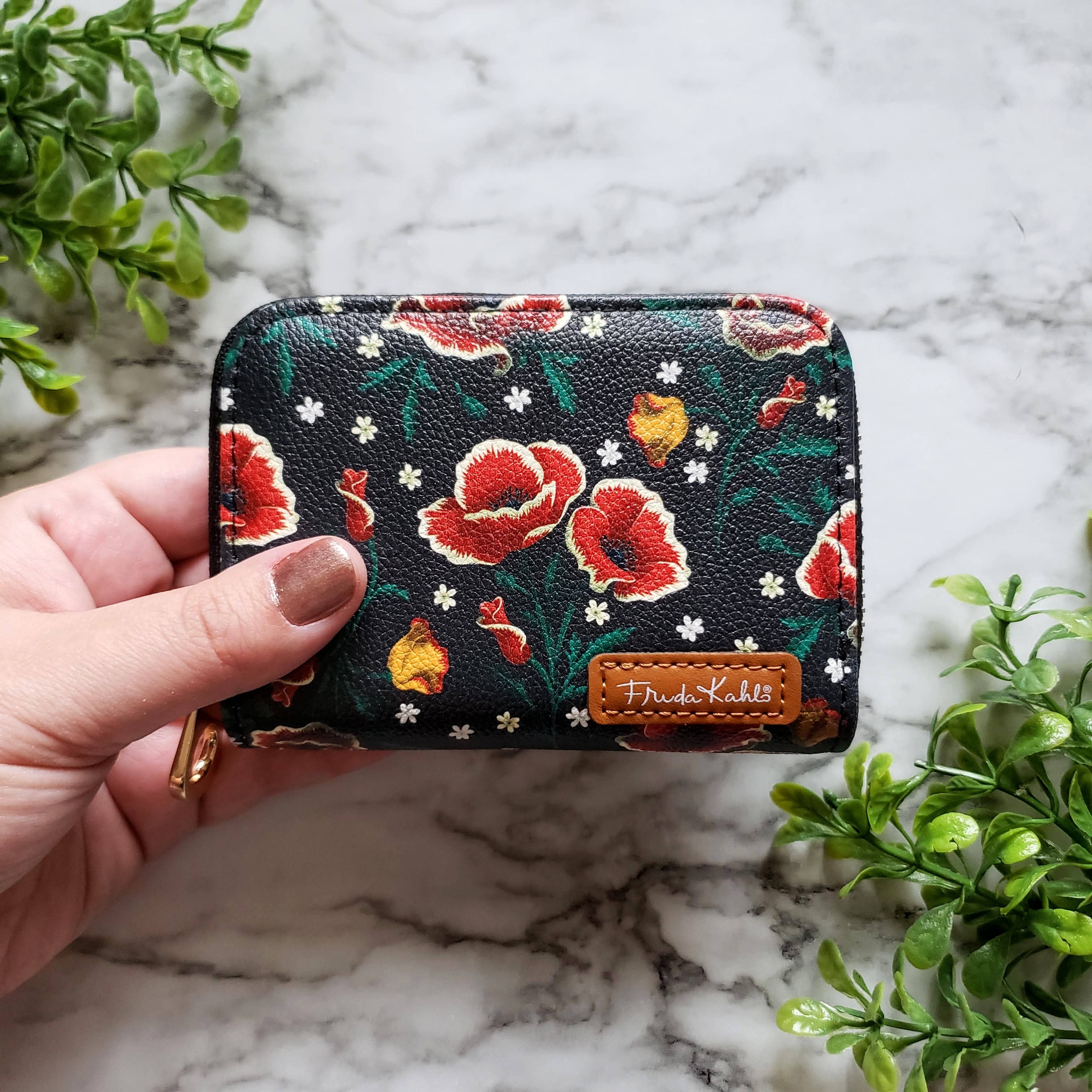 Monarque - Wholesale Wallet - Women's - Frida Kahlo™ Poppies Zipper Wallet1