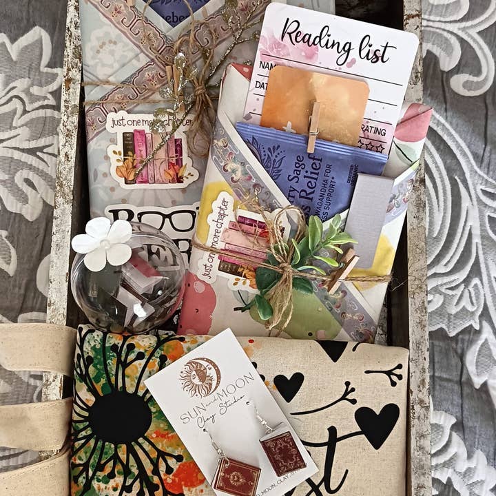 The Enchanted Envelope & Bookmobile - Wholesale Book - Adult - Blind Date with a Book ~ Mix of New and PreLoved Books