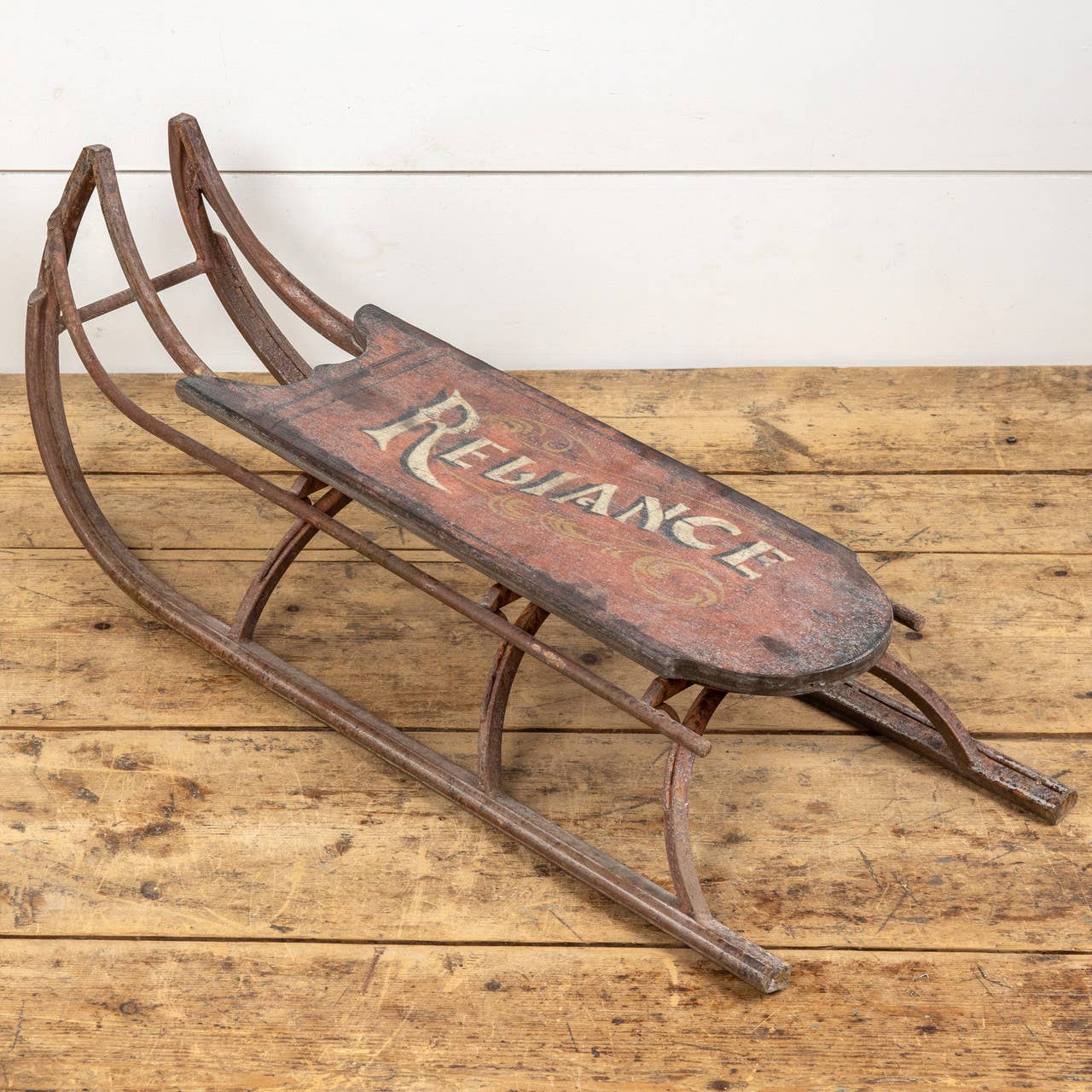 Ragon House – wholesale Christmas decoration – RED RELIANCE SLED0