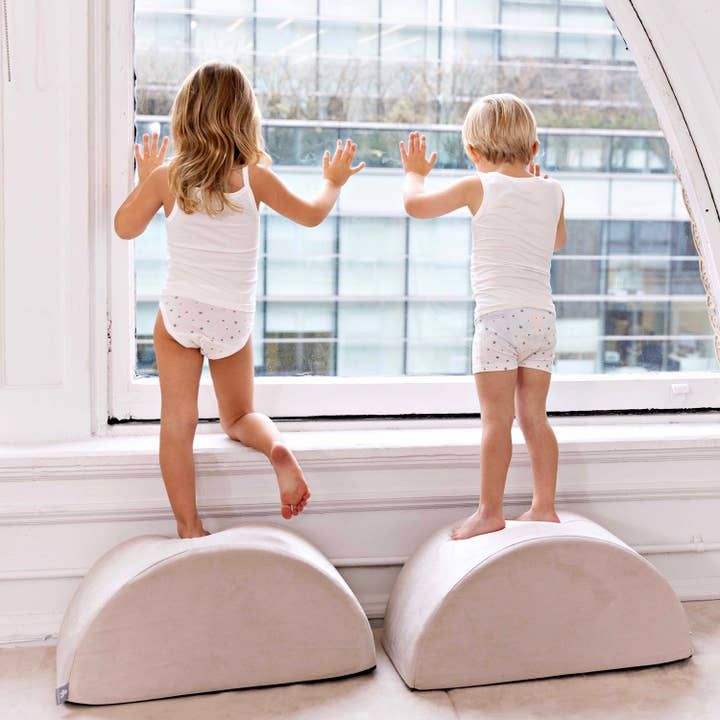 Noggi Wear - Wholesale Underwear - Kids - Button Collection, Girl1