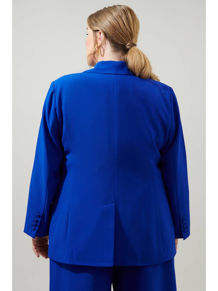 Sugarlips - Wholesale Blazer - Women's - Chelsea Fitted Notch Lapel Blazer Curve