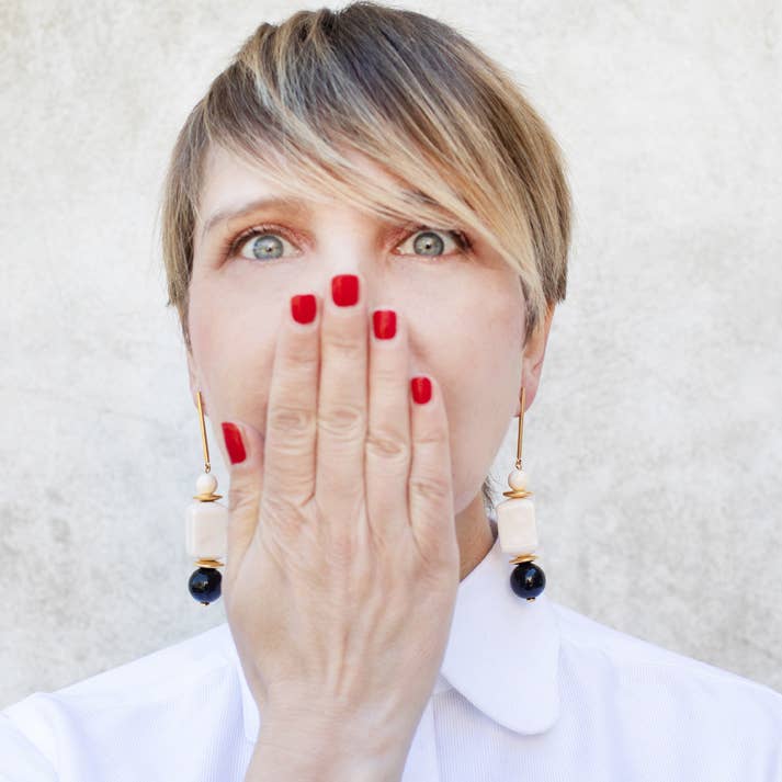 'Pendant' Gold Earrings for wholesale on Faire0