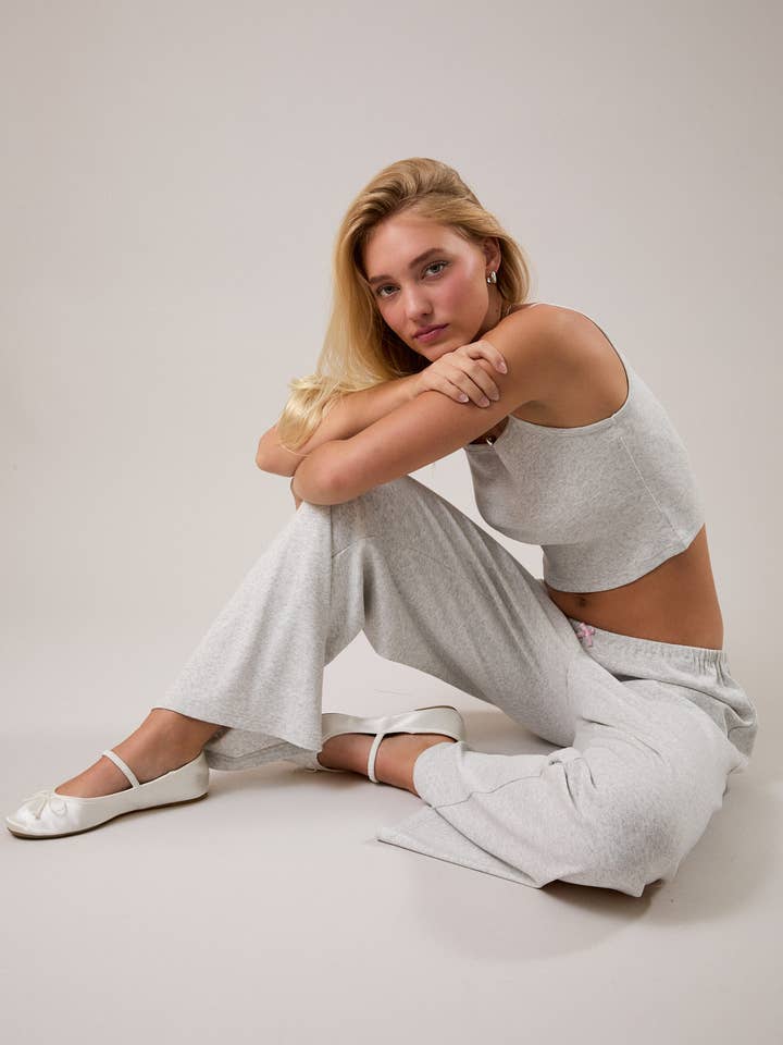 PANTALON POINTELLE À TAILLE BASSE pour la vente par LE LIS