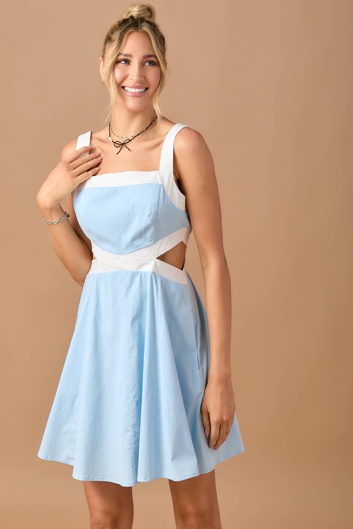 BABY PINK - Venta al por mayor Vestido - Mujer - Vestido con escote cuadrado3