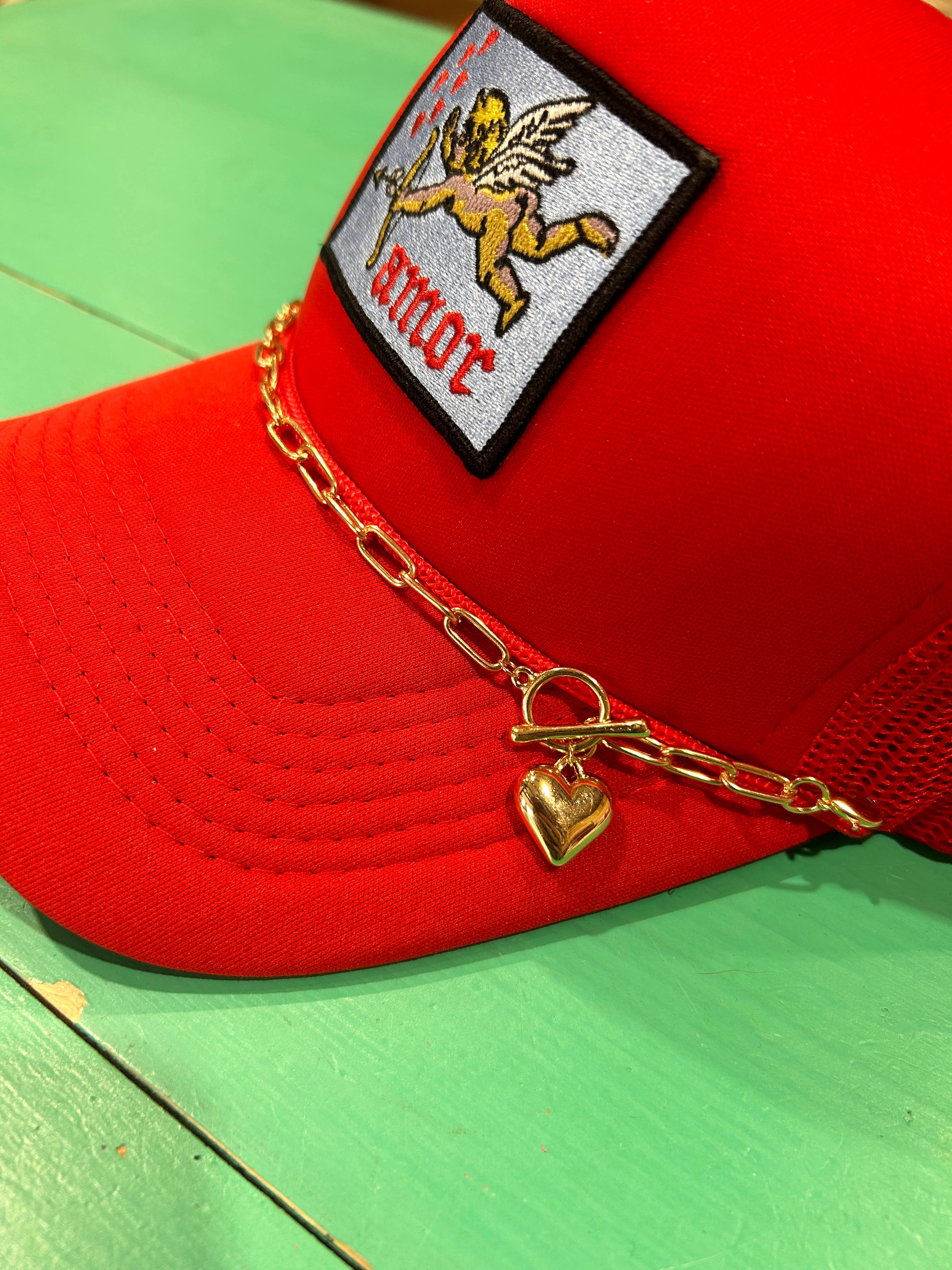 Vibes Hat Company - Wholesale Hat Accessory - Women's - Gold Heart Trucker Hat Chain | Love | Valentine Day |Hat Bar