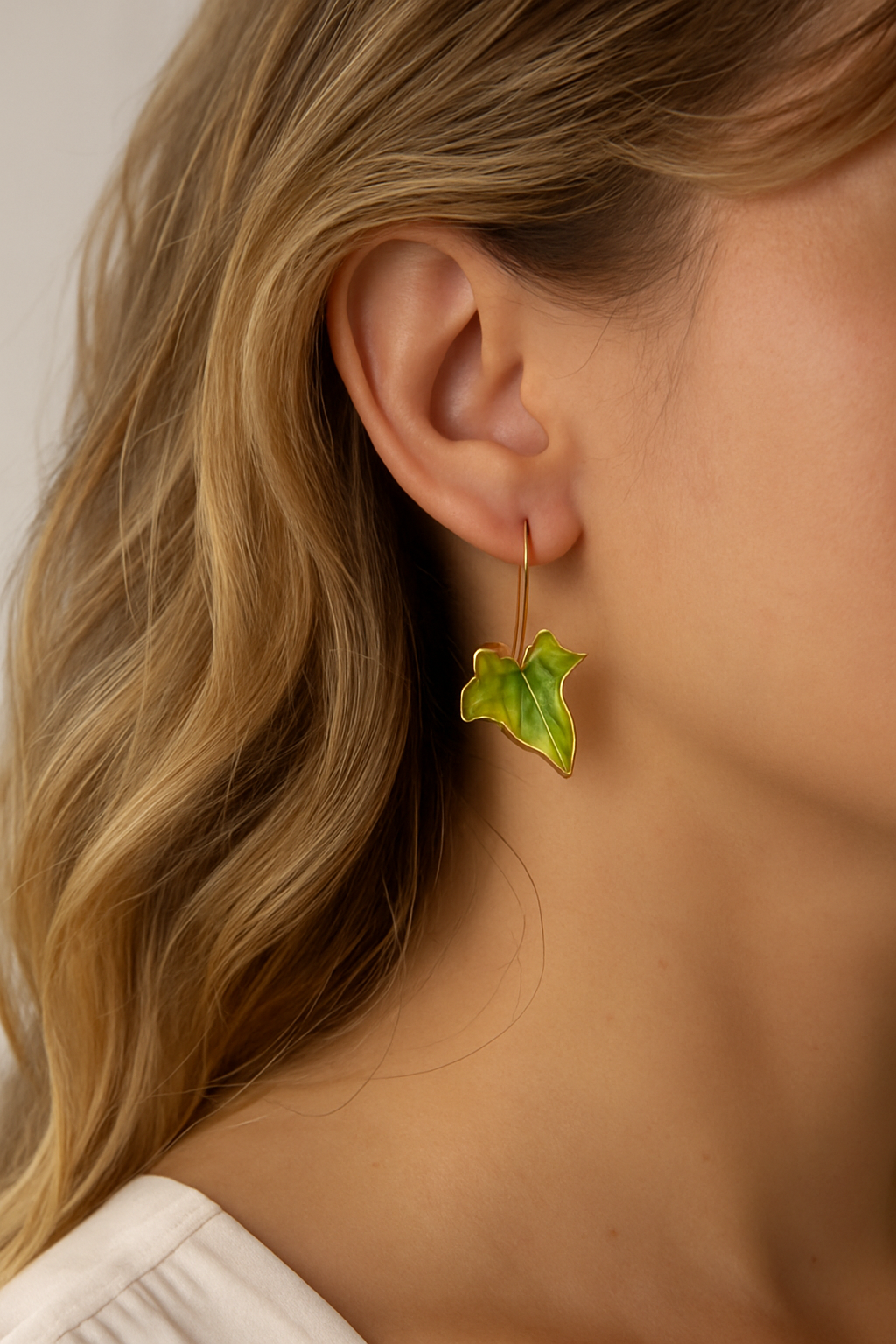 Wild & Free - Wholesale Dangle Earrings - Pendientes de hoja de hiedra verde5