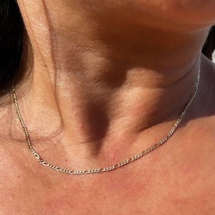 Milie – Engroshandel Led/kæde halskæde – 18k GF 2mm Figaro 3X1 Kædehalskæde