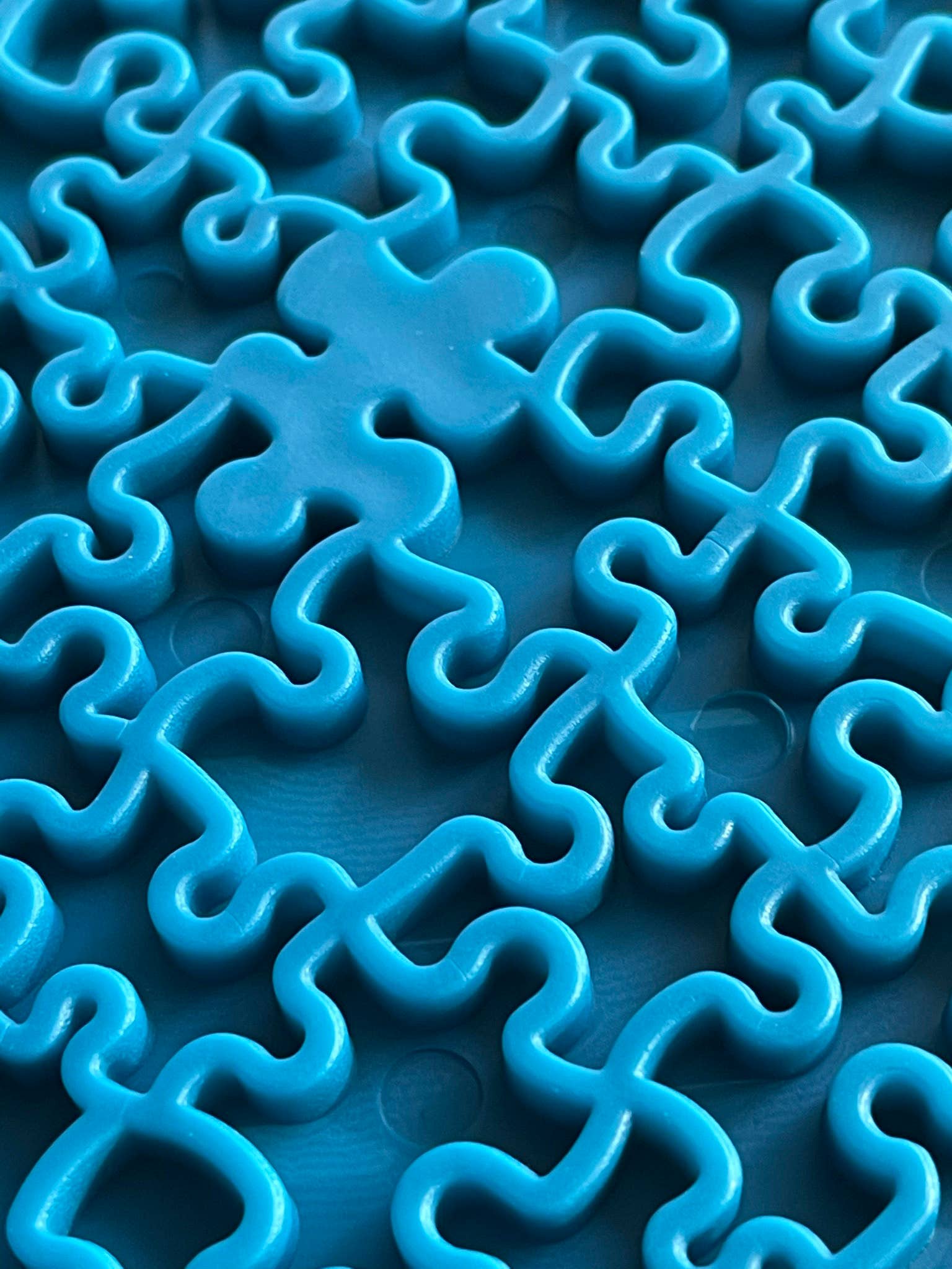 SodaPup Dog Toys – wholesale Pet food mat – Dog – Jigsaw Design Emat Enrichment Licking Mat11