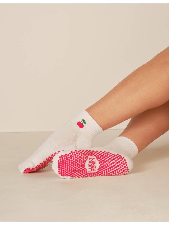 LUCKY HONEY - Wholesale Socks - Women's - The Harlow Grip Sock9