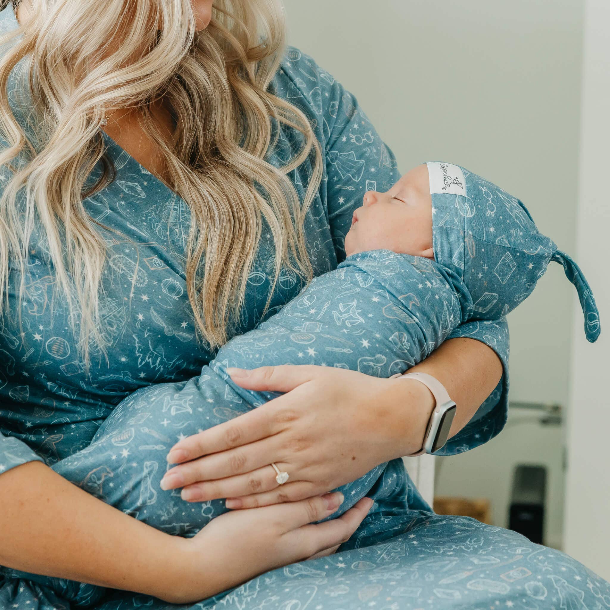 Copper Pearl - Wholesale Swaddle - Baby - Knit Swaddle Blanket - Hogwarts3