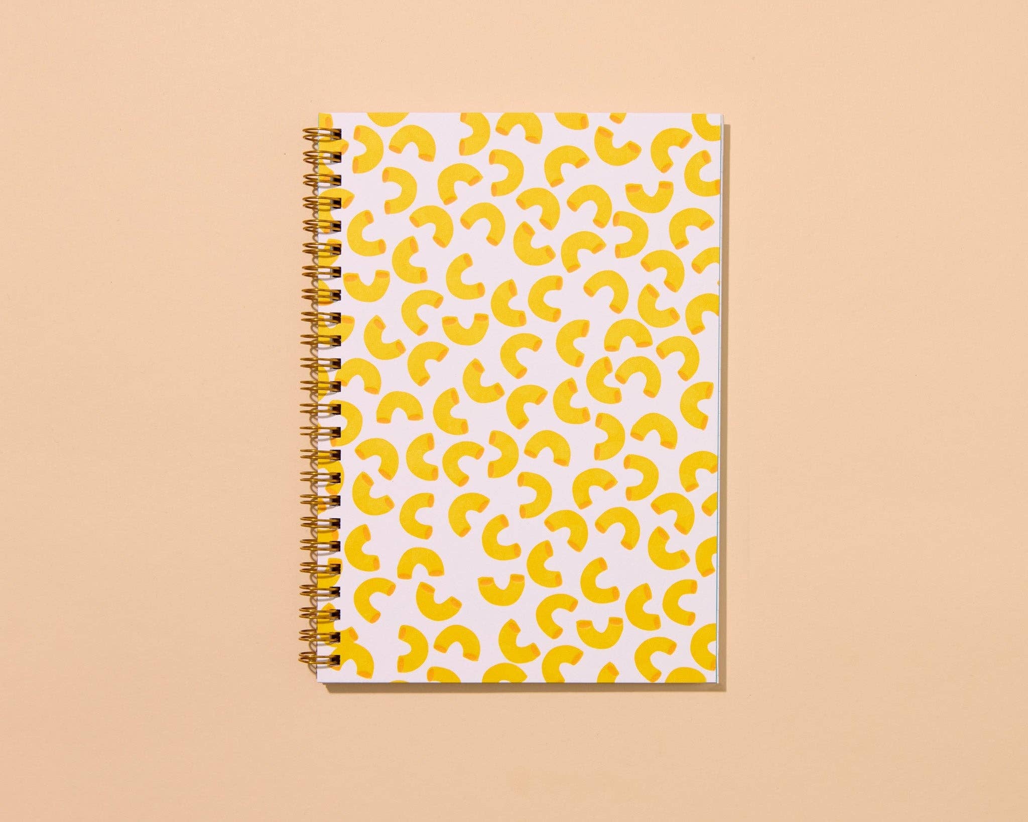 And Here We Are – Engroshandel Notesbog – Macaroni Letterpress Spiralnotesbog - Fremstillet i USA - Madelsker - Pasta - Madlavning - Opskriftsjournal - Strømpefyld, Helligdag, Gaveguide1