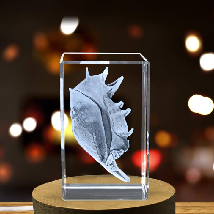 AB Crystal Collection - Wholesale Decorative Tabletop Object - Stunning Conch Seashell Engraved Crystal Sculpture - Unique Nautical Decor Gift