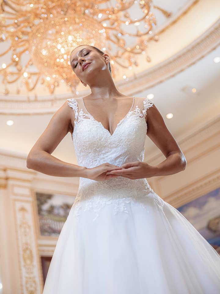 Promarried - Wholesale Dress - Women's - 22131. IVORY0