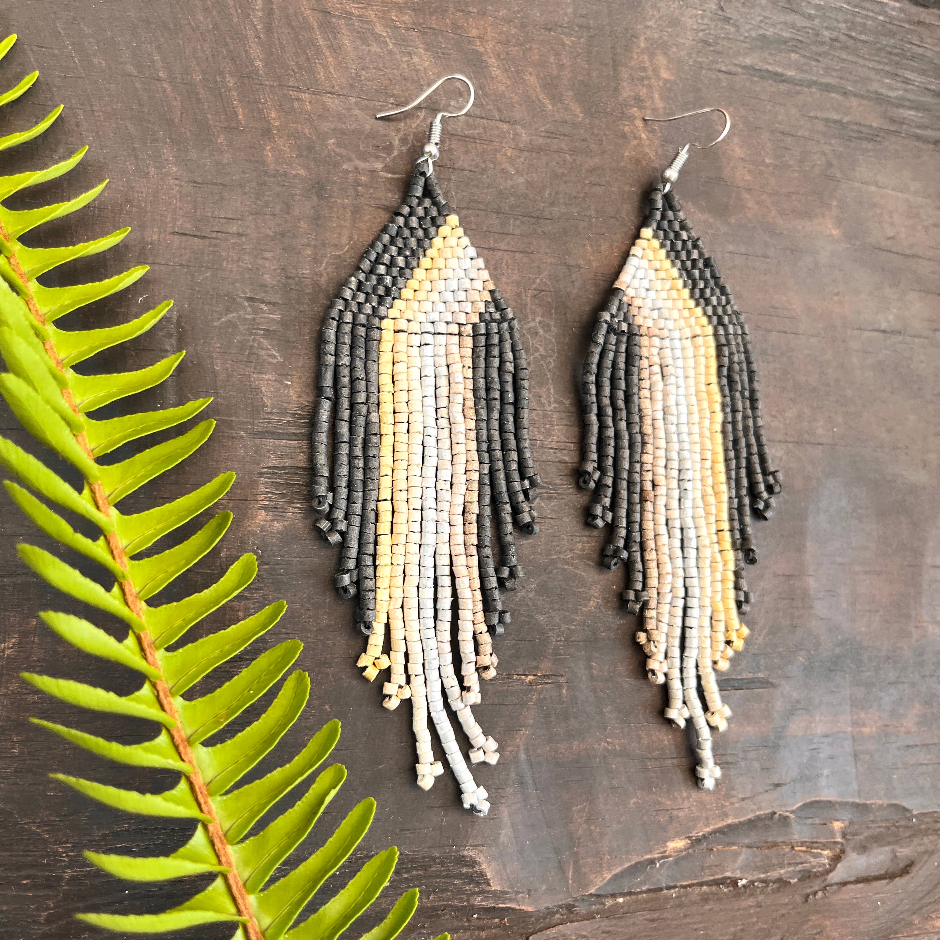 Los Colores de la Tierra - Venta al por mayor Pendientes colgantes - Pendientes de cuentas simétricas con diseño degradado 2