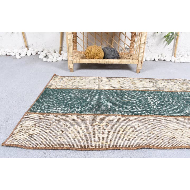 The Loom Wholesale – wholesale Mattdyna – Vintage randig ullmatta - handgjord grön/beige