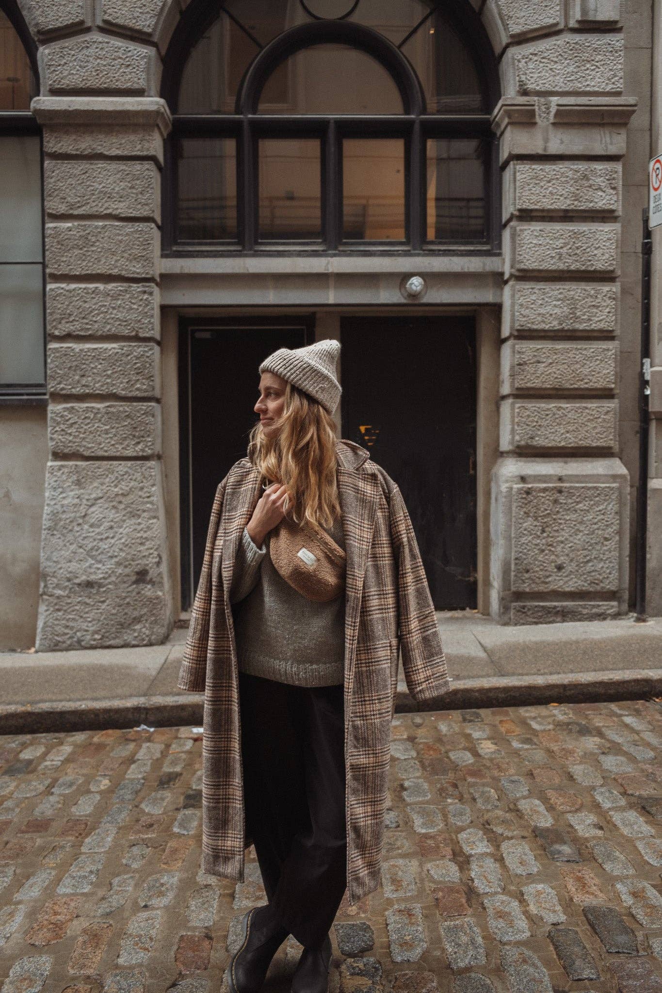 Dans le sac - Wholesale Belt Bag - Women's - Teddy belt bag4