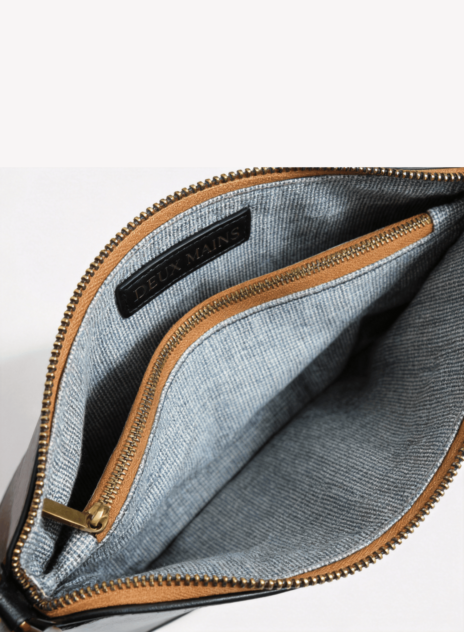 Deux Mains: Haiti Fair Trade - Wholesale Crossbody Bag - Women's - Woven Crossbody Clutch14