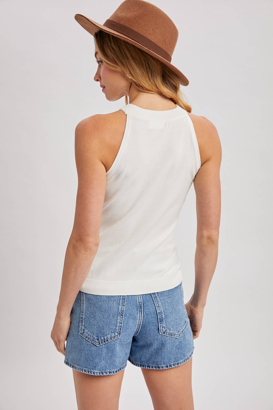 Bluivy - Venta al por mayor Camiseta sin mangas - Mujer - TOP DE PUNTO CON CUELLO HALTER15