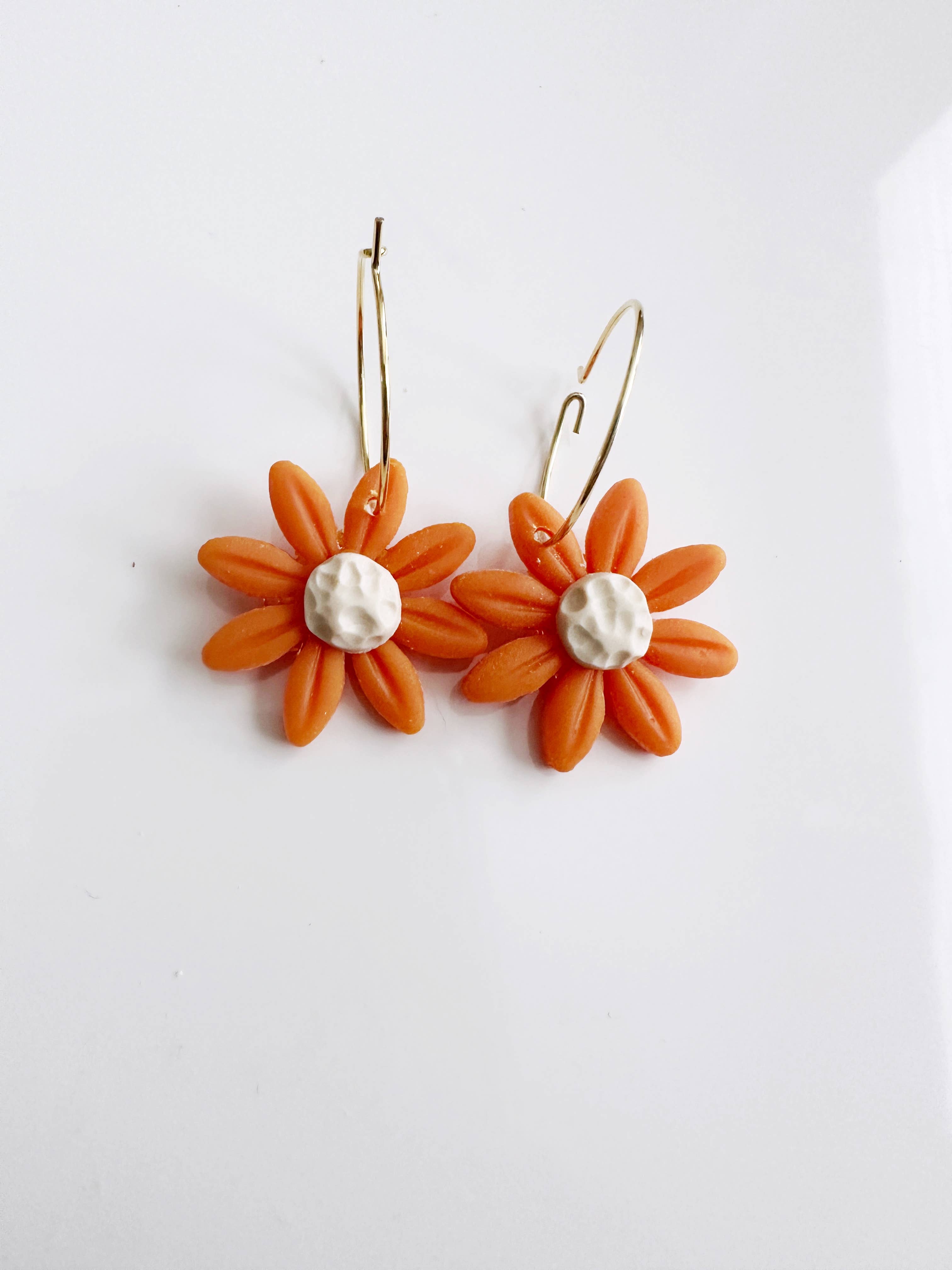 KaoLee Shop - Wholesale Dangle Earrings - Spring Daisy Hoop Earring4