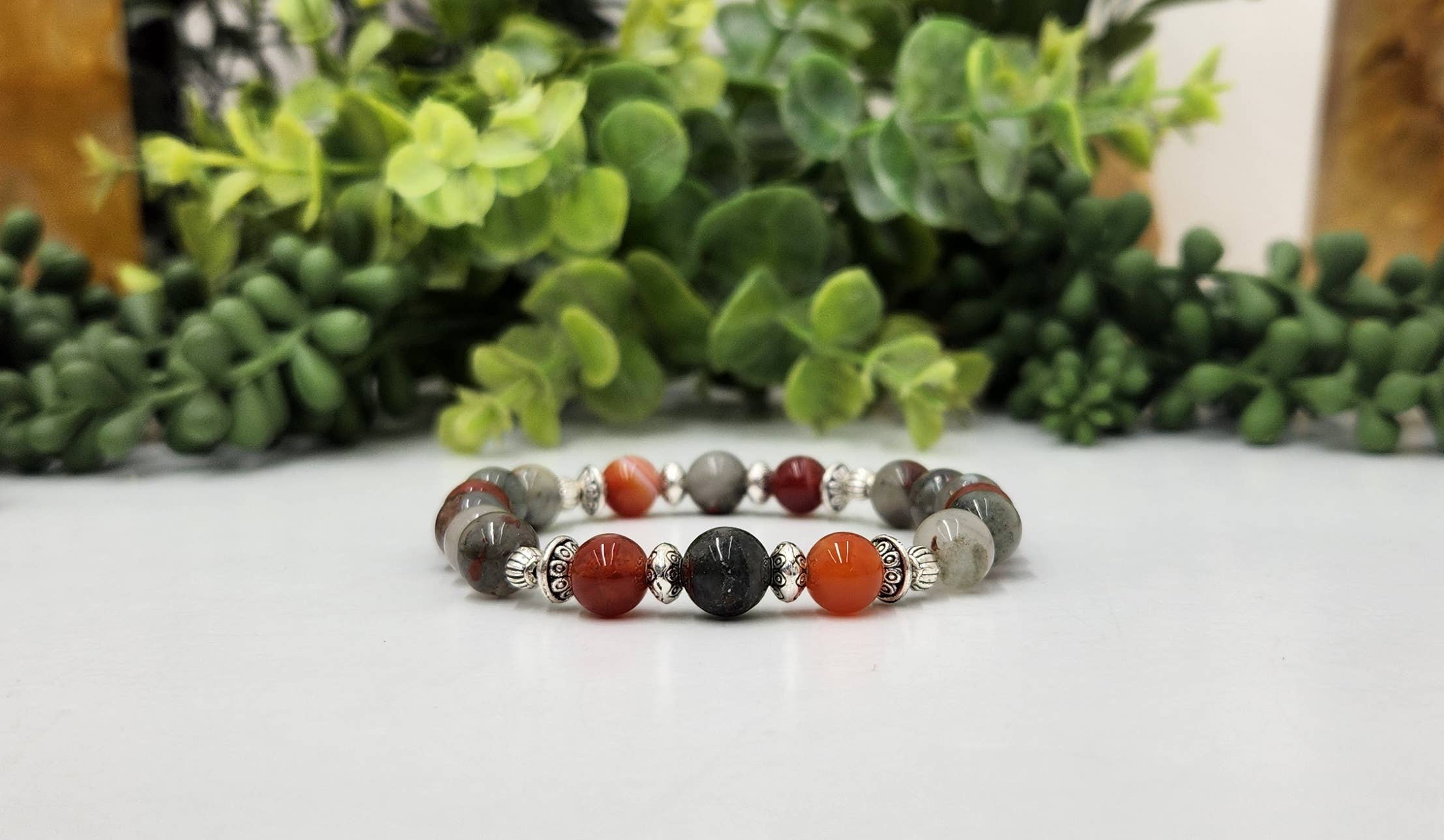 Meraki Gemstones - Vendita all'ingrosso Bracciale con perline - SALUTE/BENESSERE - Bracciale in Eliotropio/Carnelian a Fasce 8mm0