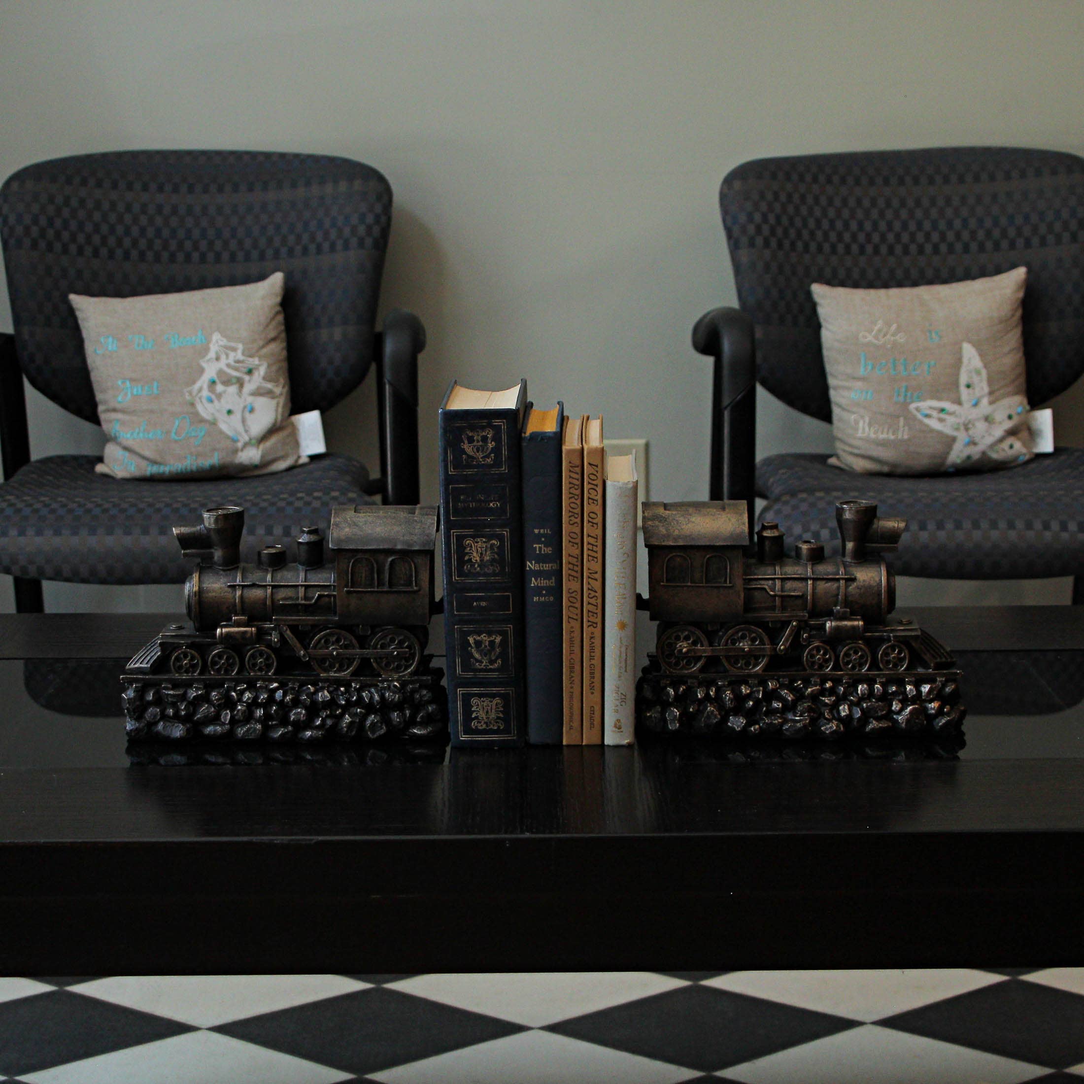 Zeckos – wholesale Bokstöd – Uppsättning av 2 dekorativa bokstöd för ånglok i brons4