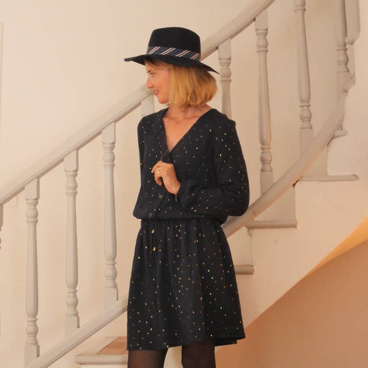 Super Bison - Wholesale Craft Sewing Kit - Women's Pattern Shirt and Dress Joséfa (sizes 32 to 52)35