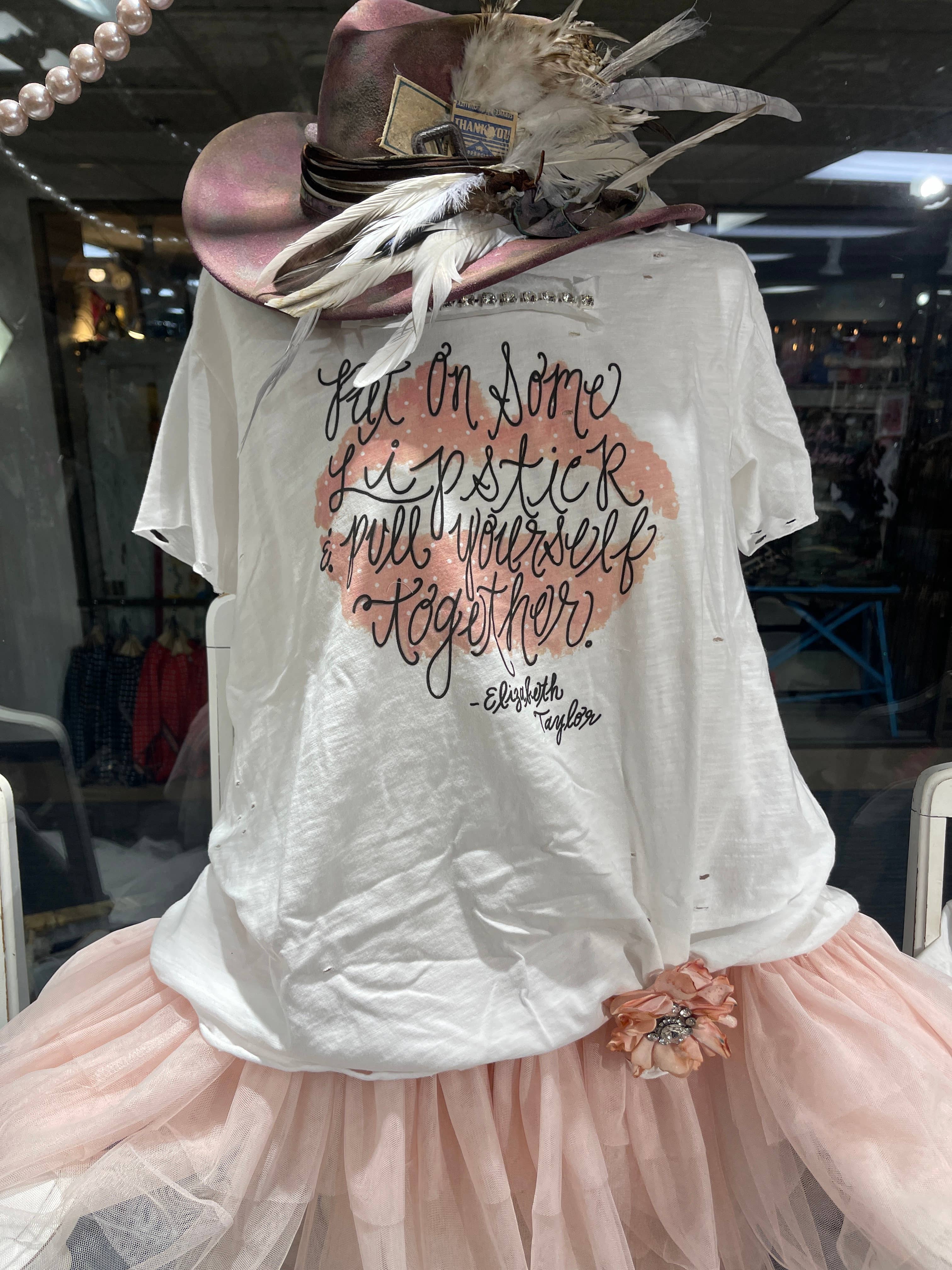 A Rare Bird Shop - Vente T-shirt sérigraphié – femme - Chemise en lambeaux à lèvres2