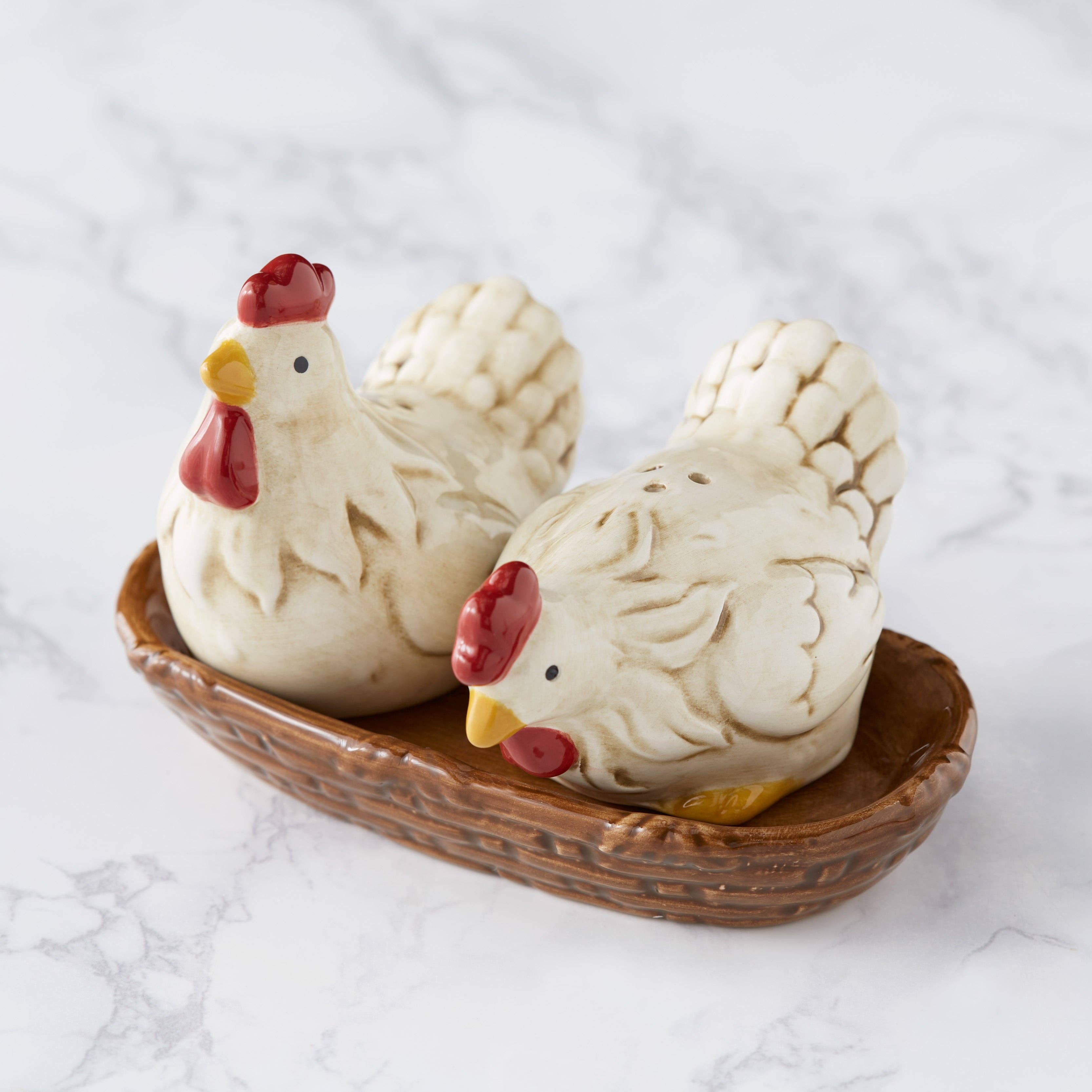 Design Imports - Wholesale Salt & Pepper Shaker Set - Hens Nesting Salt and Pepper Shaker Set1