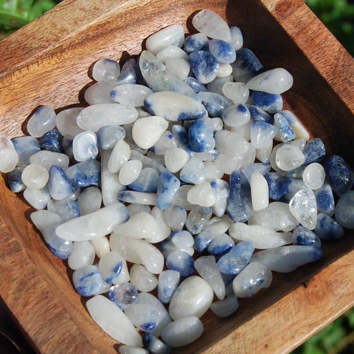 Caspar Curiosities - Wholesale Spiritual Stone/Crystal - 20-25pc Dumortierite Quartz Crystal Tumbled Stones, XS2