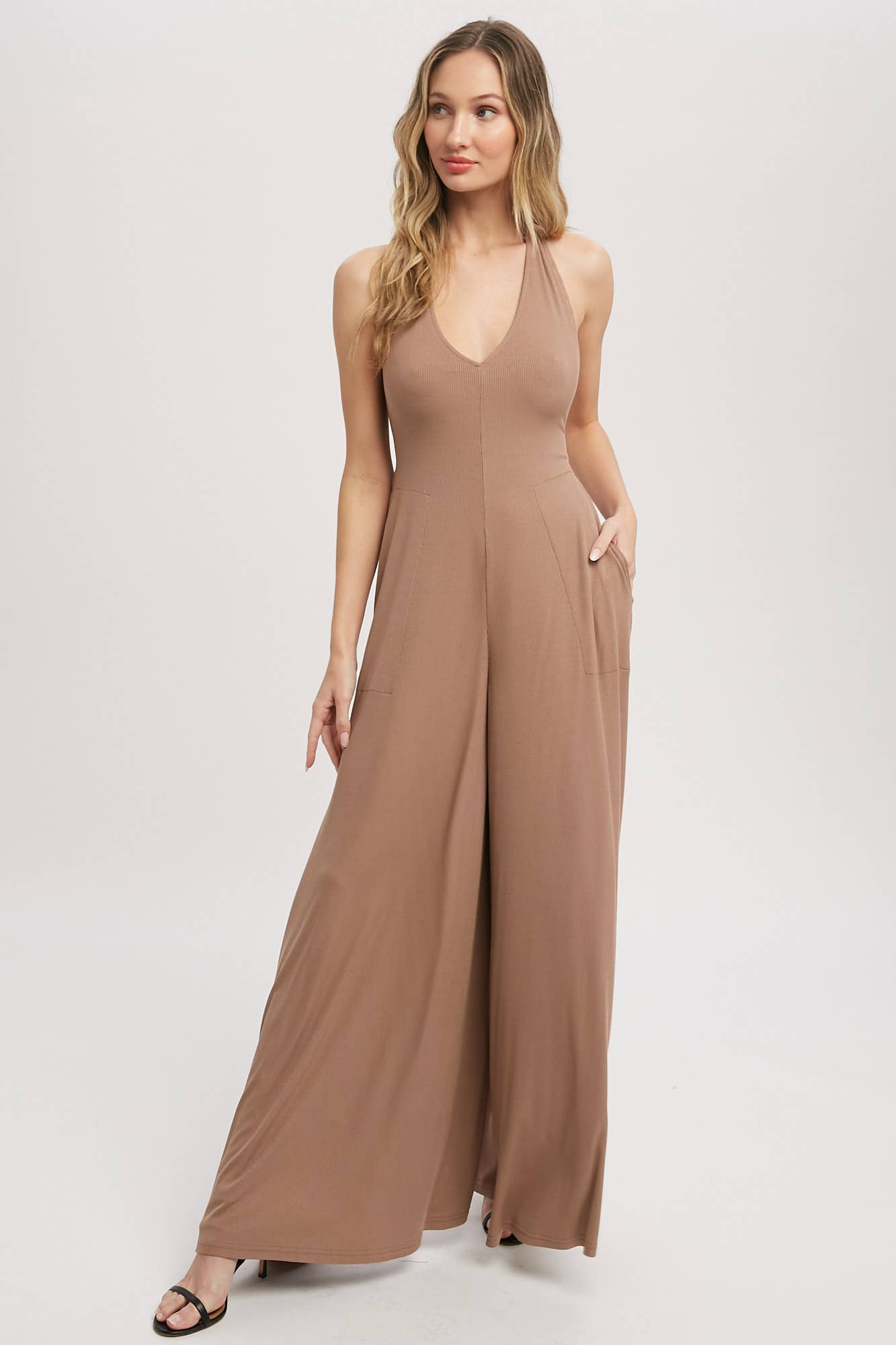 Bluivy - Wholesale Jumpsuit - Women's - WIDE LEG HALTER JUMPSUIT32