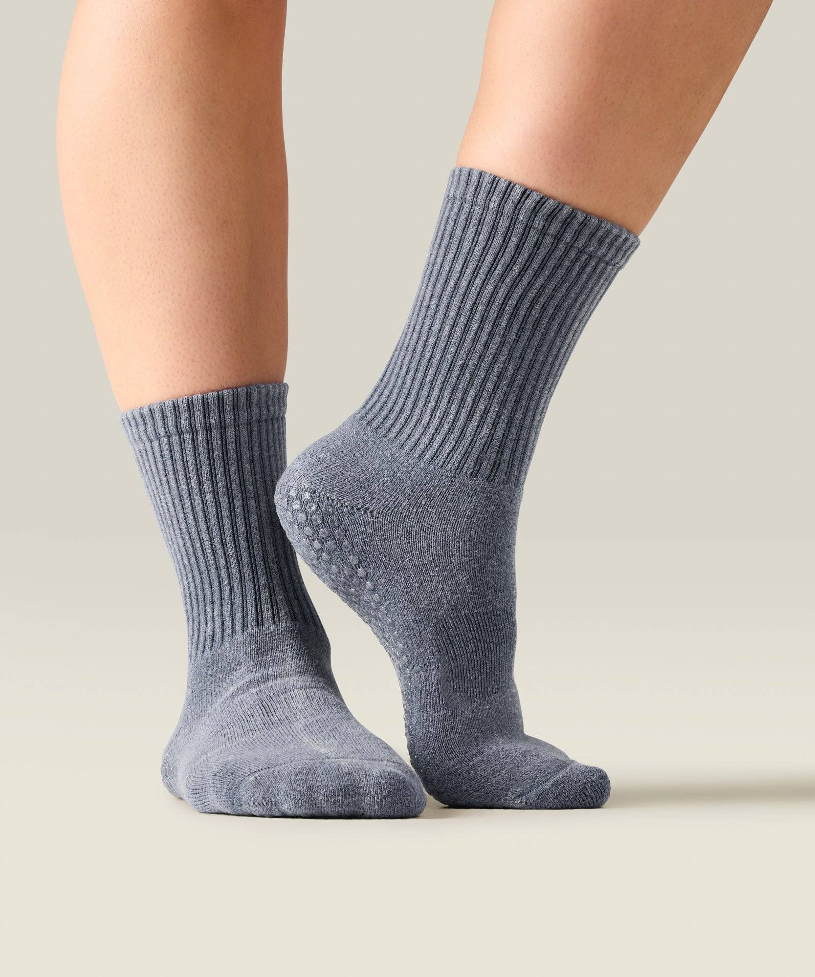 MoveActive - Wholesale Socks – Women's - Crew Non Slip Grip Socks - Dusty Denim
