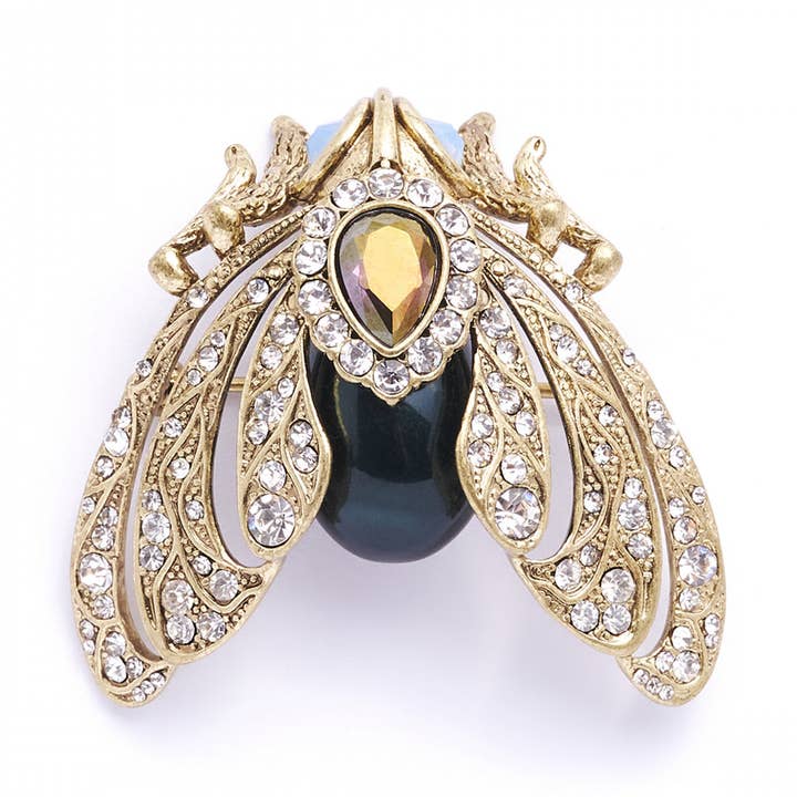 Brosch med juvelprydd nattfjäril för wholesale av Bill Skinner