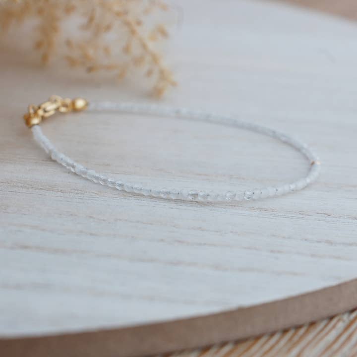 Dainty Moonstone Edelstein-Armband für den Großhandel von Blue Pendulum