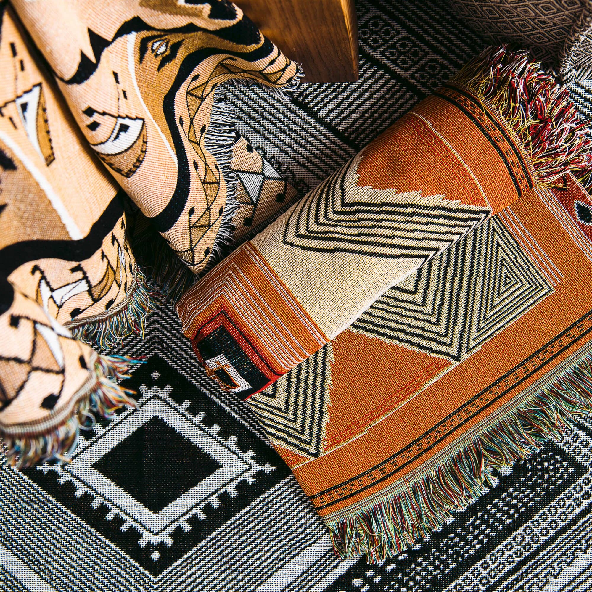 HENDEER - Wholesale Picnic Blanket - 'Nowhere Man' Woven Picnic Rug/Throw25