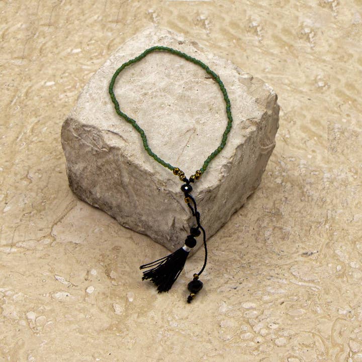 Tempest Designs - Wholesale Beaded Bracelet - Delicate Japanese Seed bead friendship style bracelet with tassle1