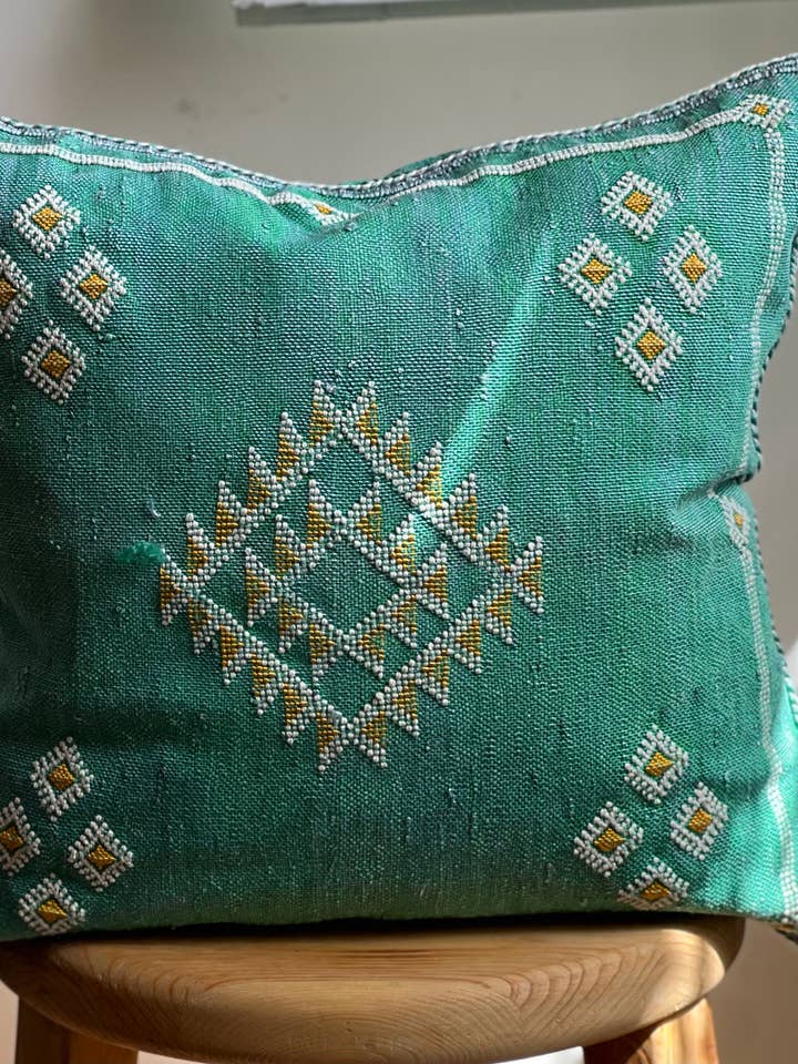 Fundas de almohada de seda turquesa, sabra y cactus hechas a mano para venta al por mayor de Berberwoolrug