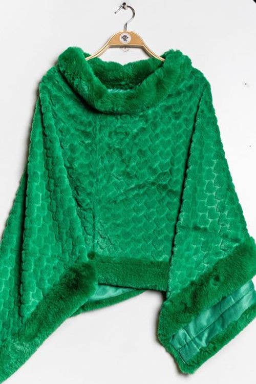 LOOWIE - Wholesale Poncho - Women's - 9069 Faux Fur Poncho Hearts Loowie1