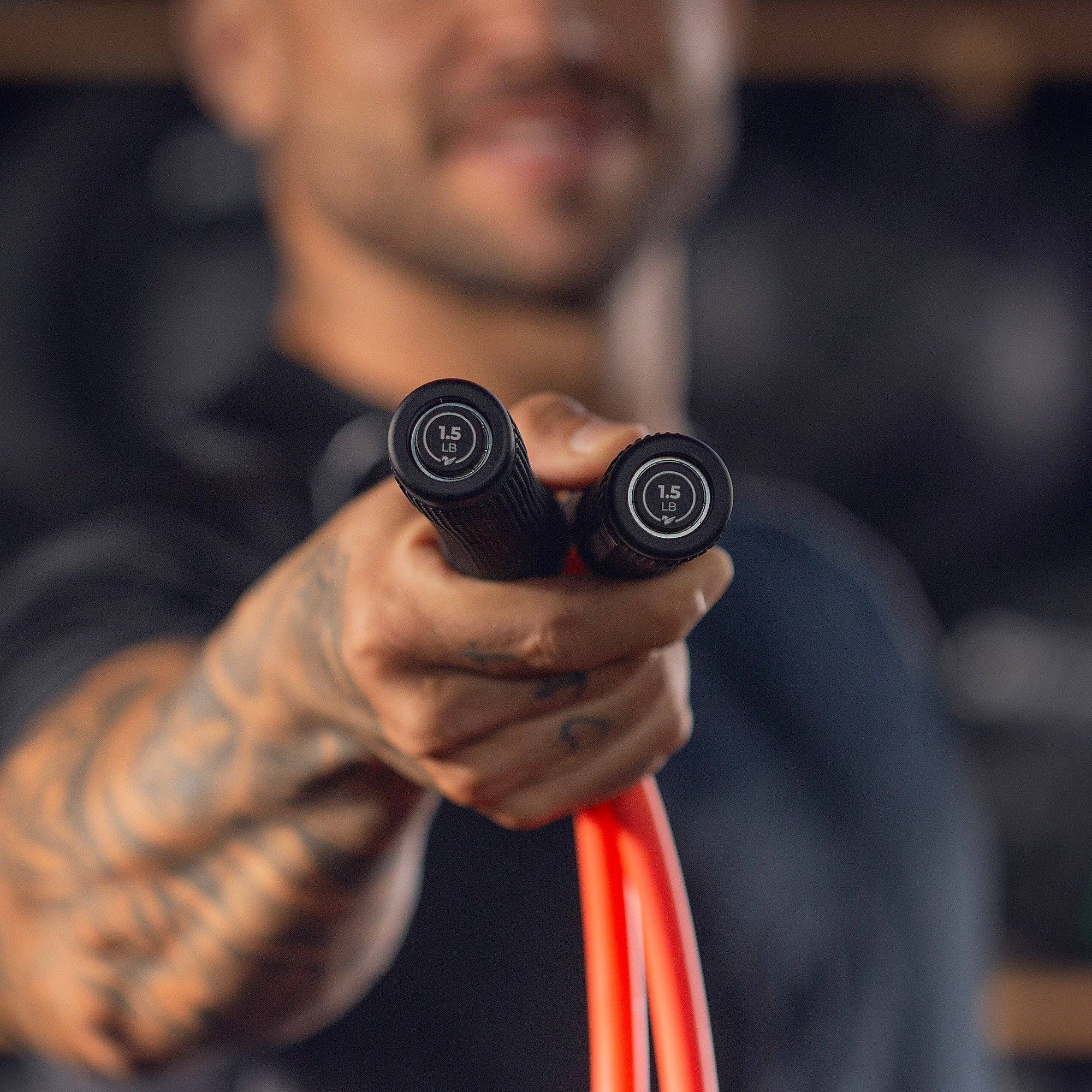 Elite Jumps – Großhandel Sportliches Zubehör – Muay Thai 3.0 - Verstellbares 1,5 lb Springseil mit Gewichten1