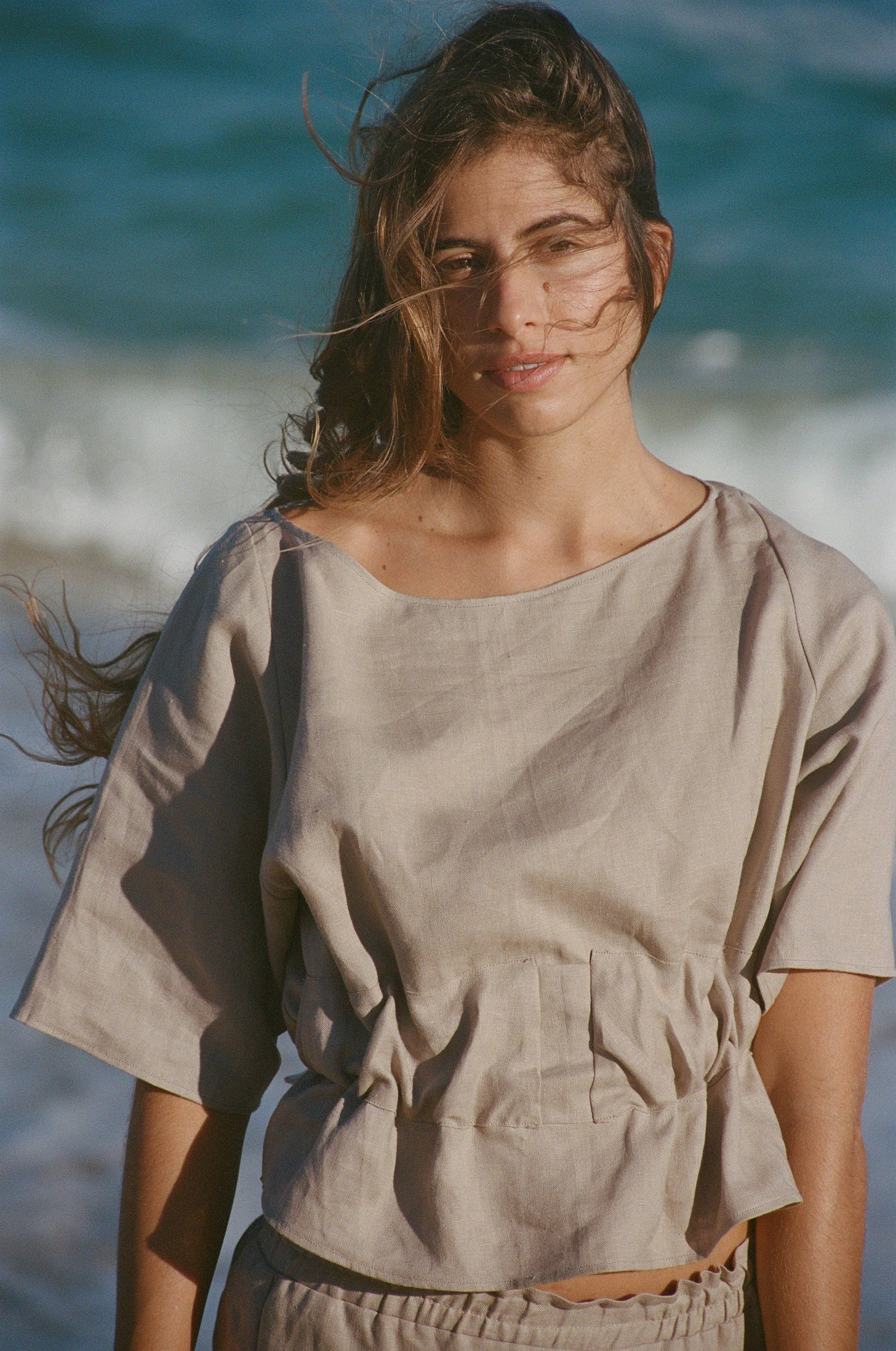 WUESTE - Wholesale Blouse - Women's - Anita Relaxed Linen Top with Belt5