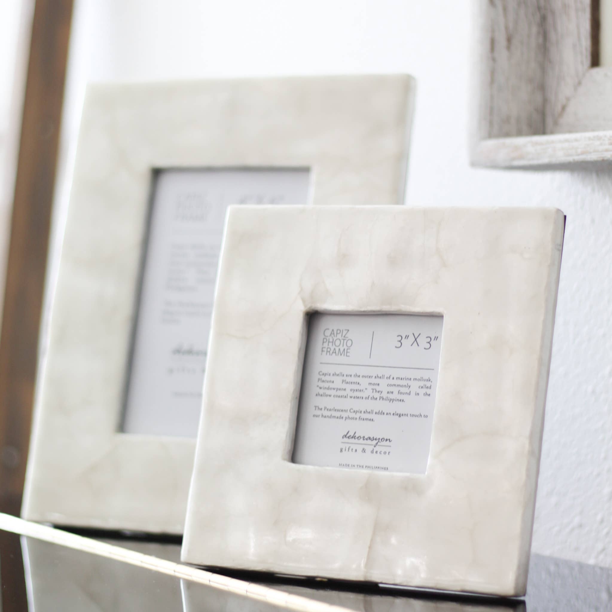 Dekorasyon Gifts  Decor – wholesale Picture frame – 4" x 6" Capiz Photo Frame (Natural White)1