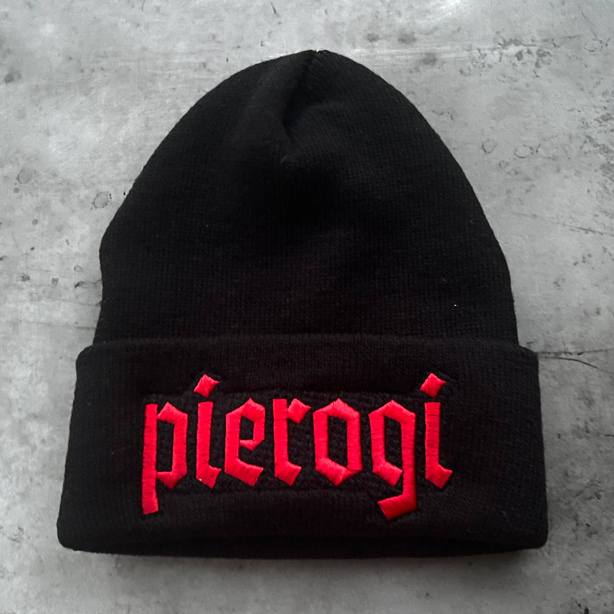 The Silver Spider - Wholesale Beanie - Dames - Pierogi rode gebreide muts, wintermuts, gemaakt in Amerika, VS.2