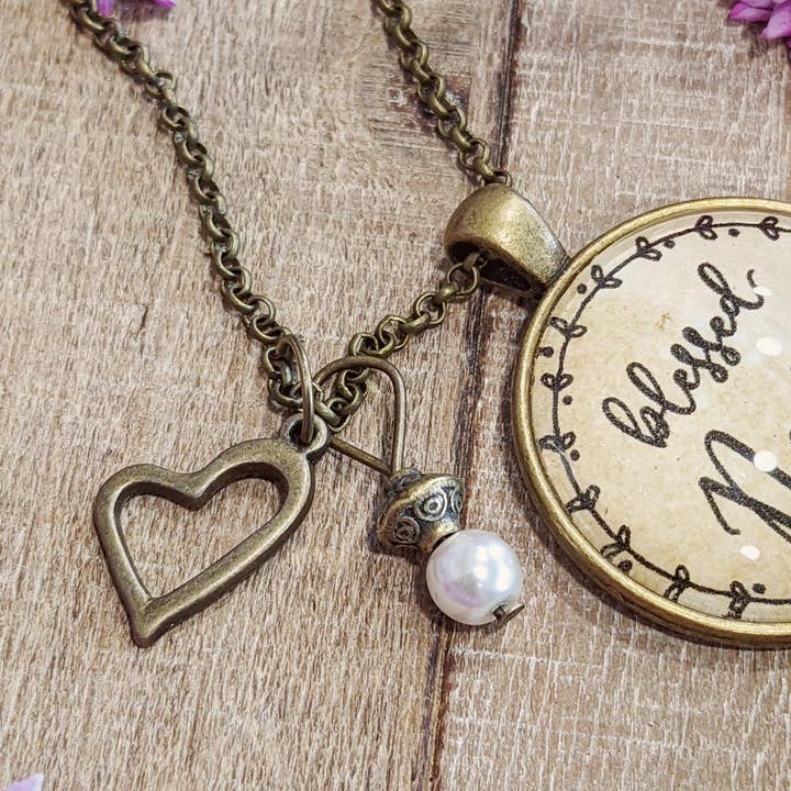 Ivy Barn Designs - Wholesale Pendant/Charm Necklace - Blessed Nana Necklace1
