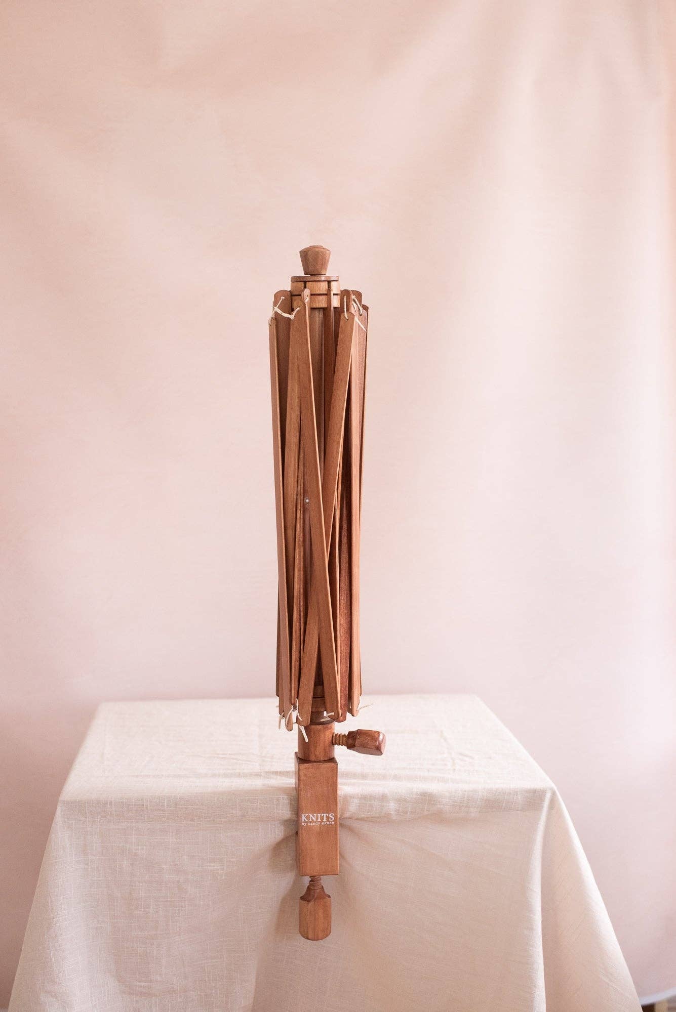 KNITS by ce AB - Wholesale Knitting/Crochet Supplies - Garnvinda4