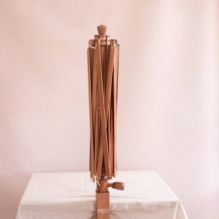 KNITS by ce AB - Wholesale Knitting/Crochet Supplies - Garnvinda4