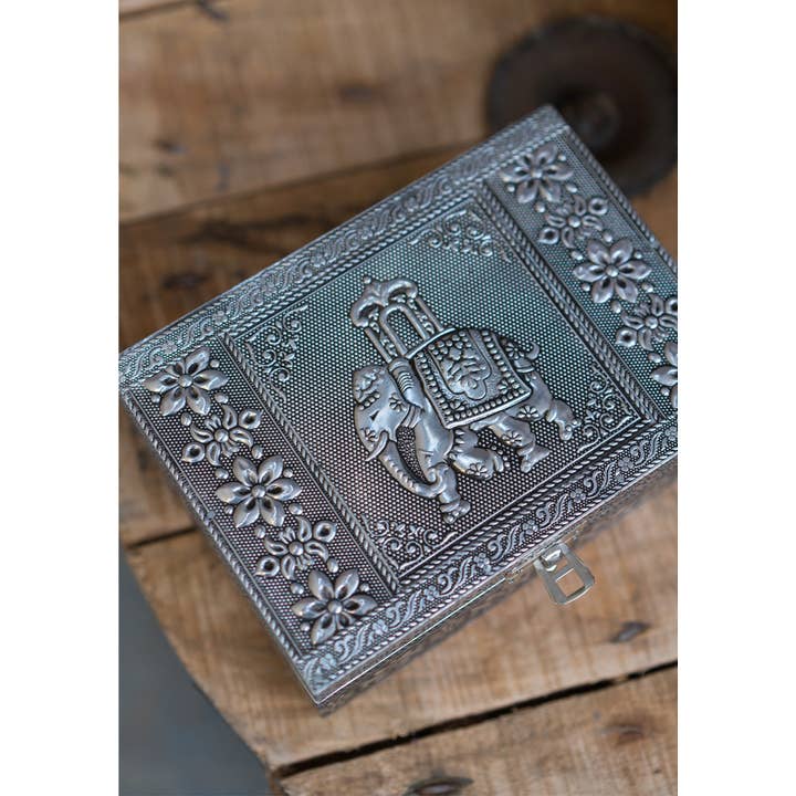 Namaste - Wholesale Jewelry Box/Organizer - Silver Elephant Jewellery Box1