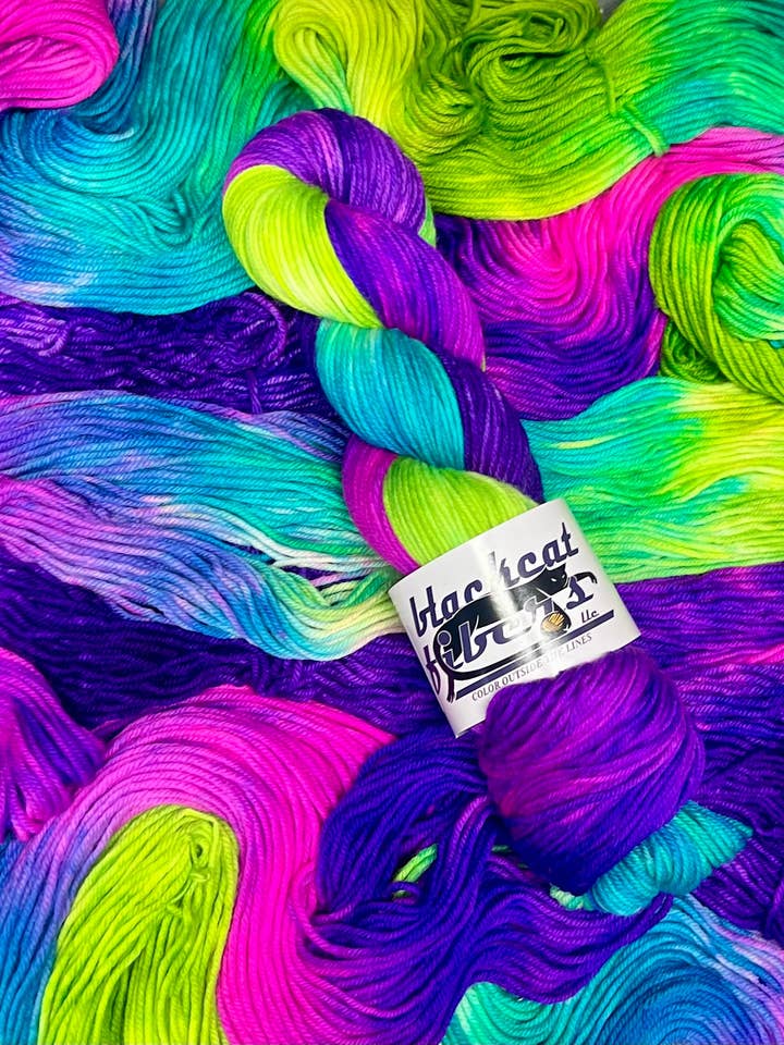 Scarini - Essential DK for wholesale by Black Cat Fibers