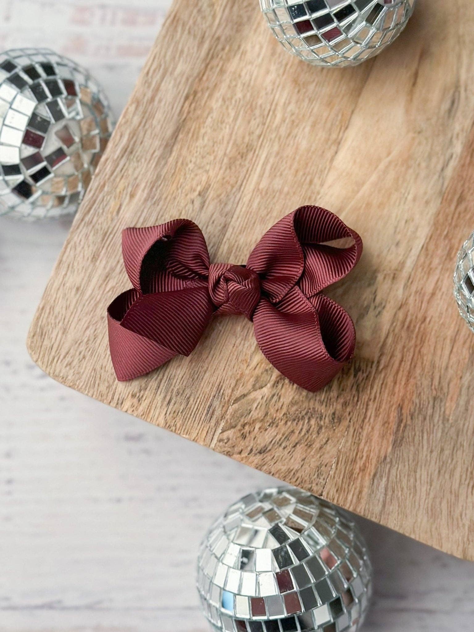 The Hair Bow Company - Wholesale Hair Bow - Kids - Original Grosgrain Hair Bow - Alligator Clip - 3"8