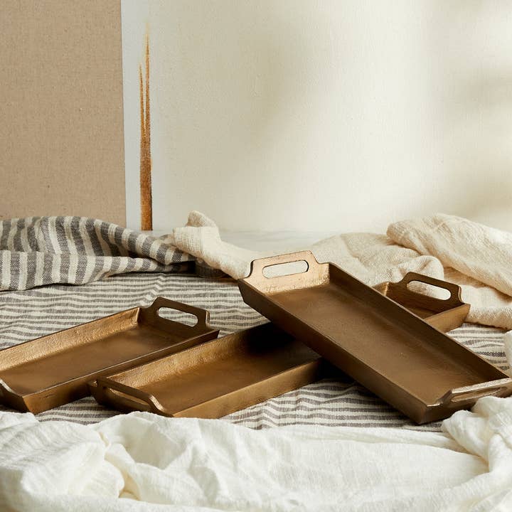 What a Host Home - Wholesale Serving Tray - May Stylish Gold Serving Trays with Handles1