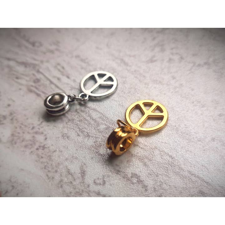 Peace - pendant with donation for wholesale by Geniale Sandale